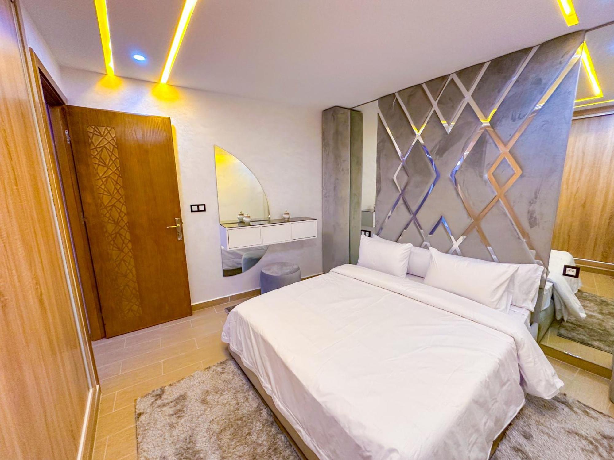 Veluxa - Luxury Holiday Homes - Centric Flat Tânger Exterior foto