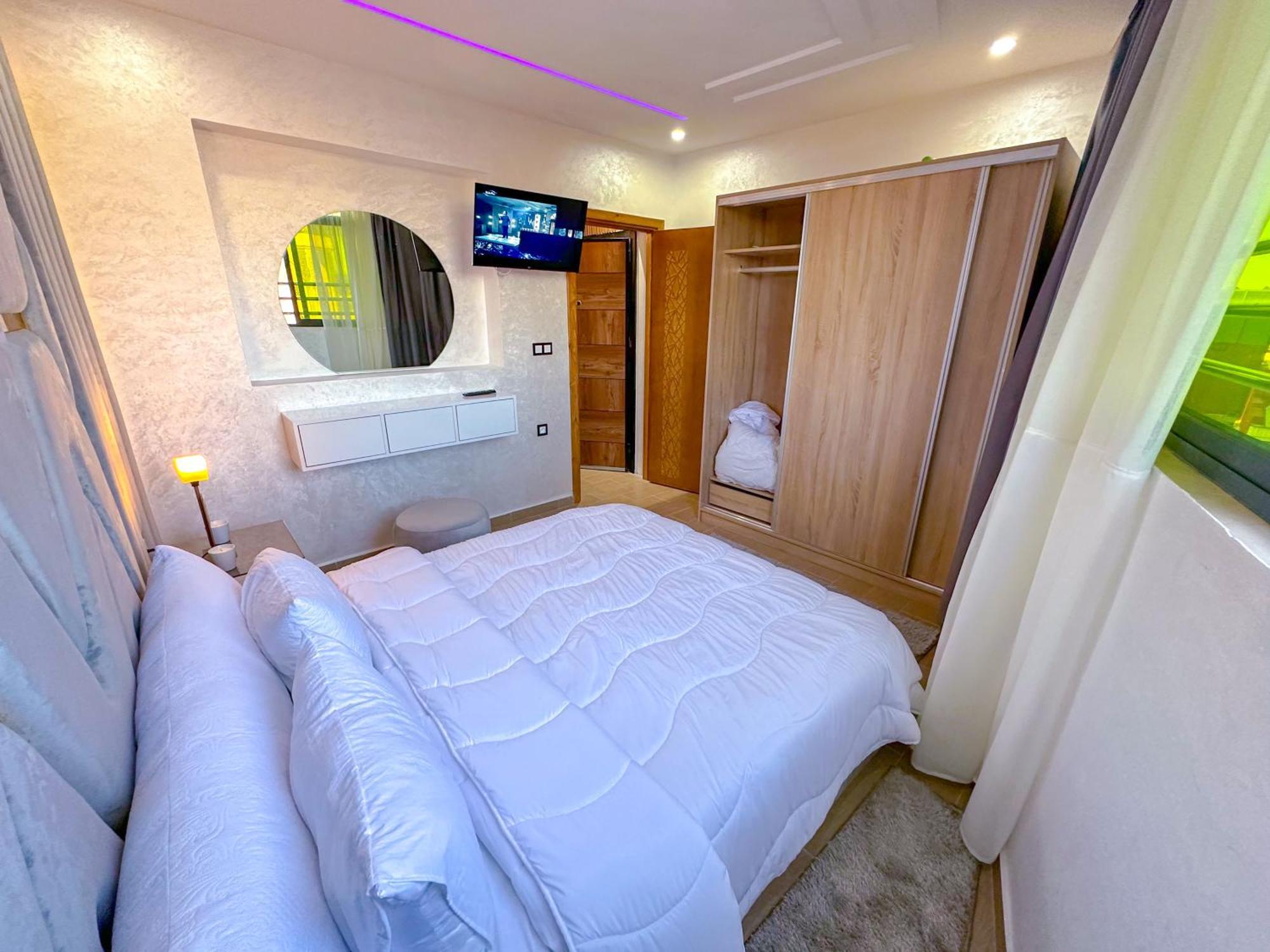 Veluxa - Luxury Holiday Homes - Centric Flat Tânger Exterior foto