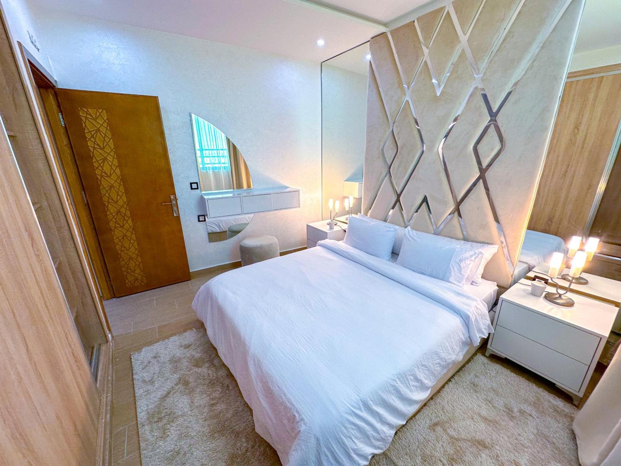 Veluxa - Luxury Holiday Homes - Centric Flat Tânger Exterior foto